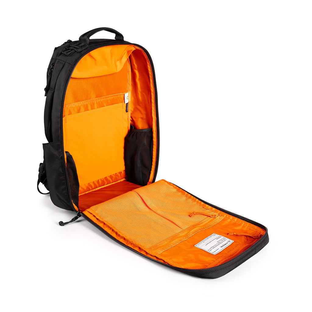 CT15 LITE BACKPACK - ROBIC® NYLOIN 420D RIPSTOP